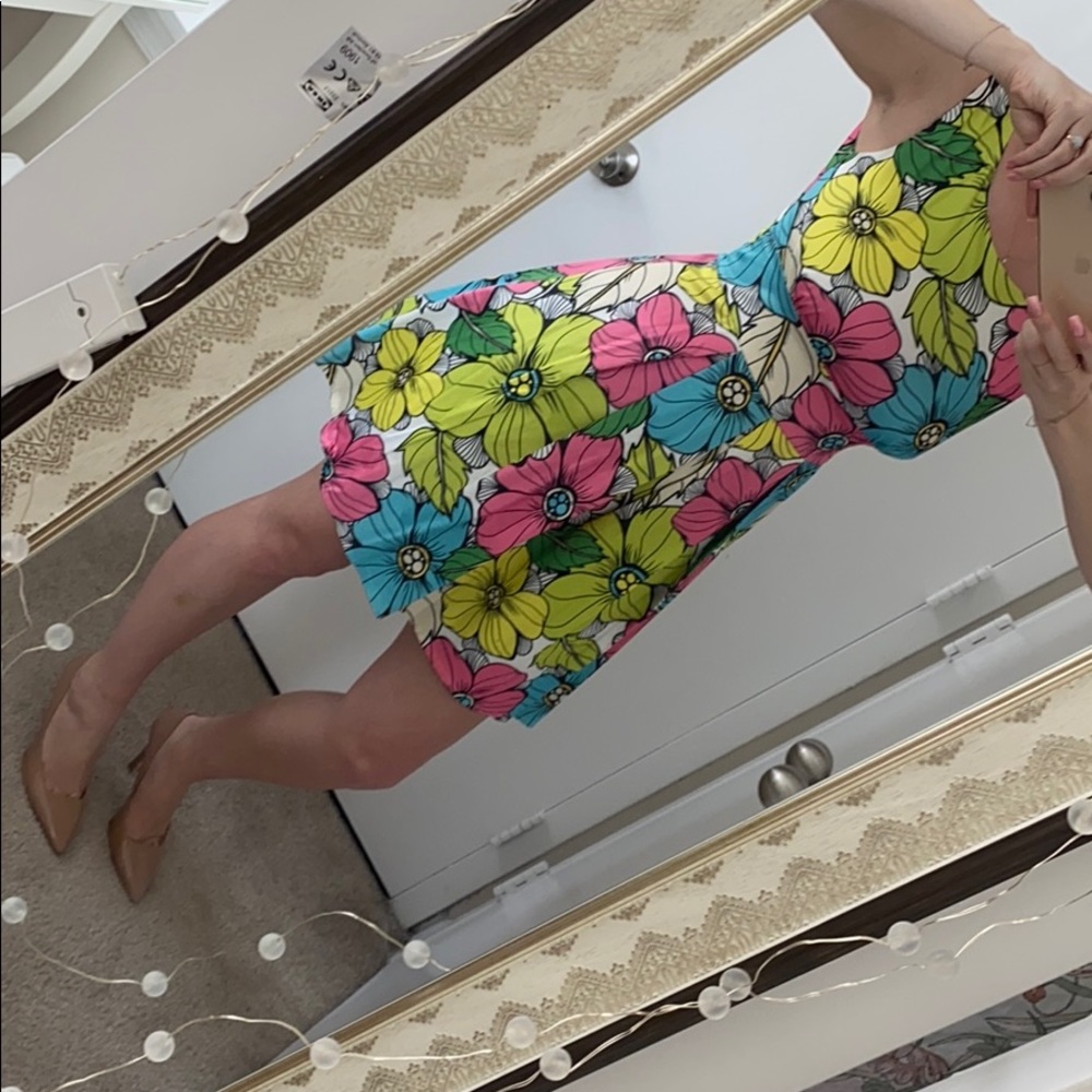 Flowery summer dress 🌸🌼🌺